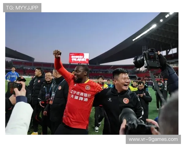 辽宁铁人主帅李金羽：中甲夺冠冲超仅是足球发展的一小步